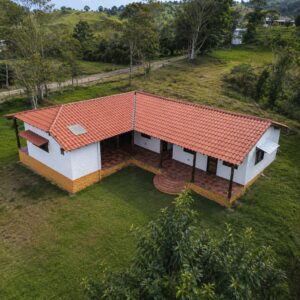 Casa Finca en San Carlos, Vereda Dinamarca