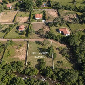 Venta lote 2600 oasis